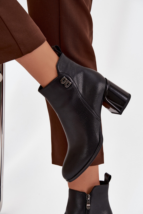 Ізольовані жіночі черевики з натуральної шкіри на підборах Чорні Jovelle
