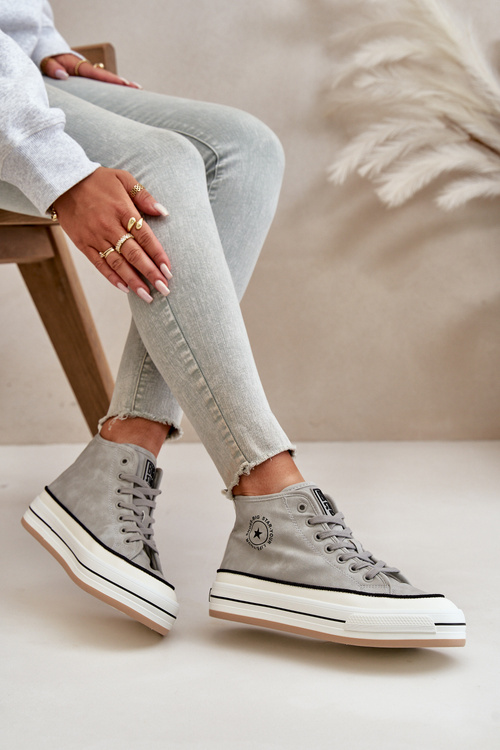 Утеплені жіночі кросівки на платформі з еко-шкіри Big Star OO274070 сірі