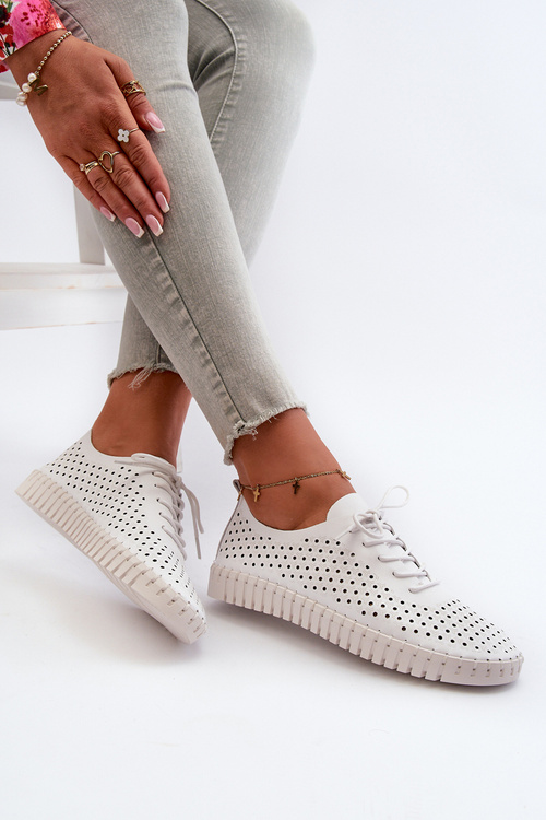 Жіночі шкіряні кросівки з мереживним малюнком Білі Ilvima