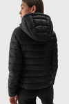 Жіночий пуховик з капюшоном 4F чорний 4FWAW24TDJAF468-20S