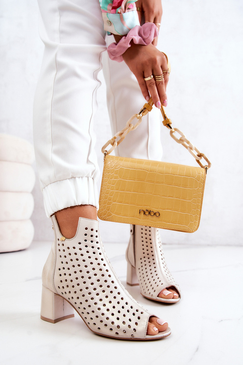 Чоботи шкіряні ажурні Maciejka 05420-04 Бежеві