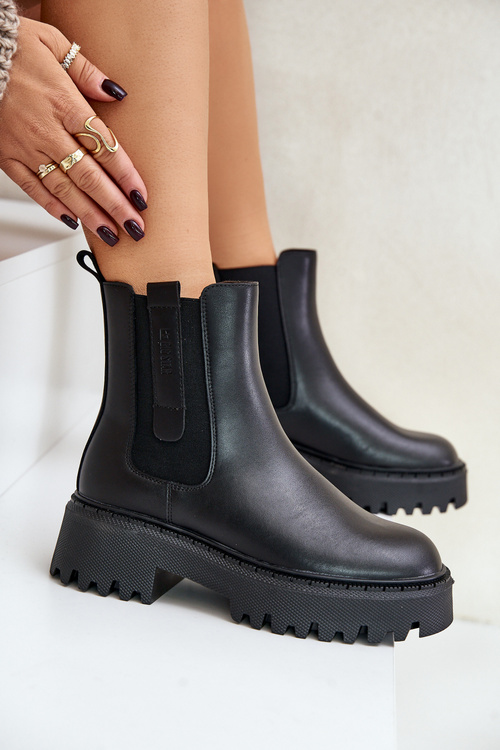 Шкіряні утеплені ботильйони жіночі Big Star OO274A386 чорні