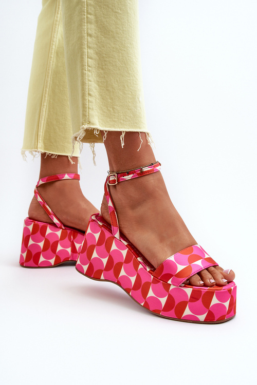 Босоніжки на платформі та танкетці з малюнком кольору фуксії Wiandia