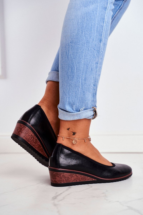 Жіночі чорні туфлі Belli на платформі