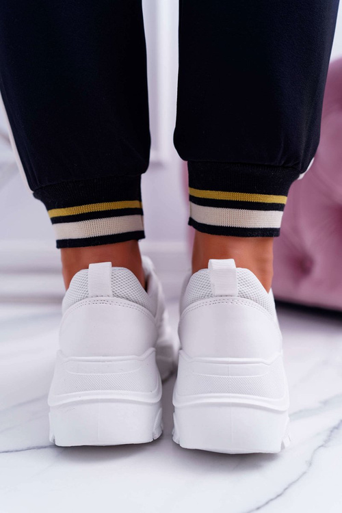 Спортивні жіночі туфлі на товстій підошві білі HighStep