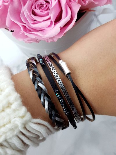 Жіночий широкий браслет стрінги чорний Michiko