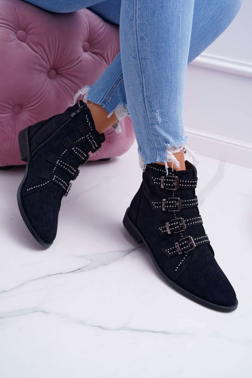 Жіночі замшеві чоботи з заклепками і пряжками чорного кольору Berugio