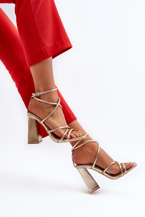 Модні босоніжки на високих підборах Gold Josette