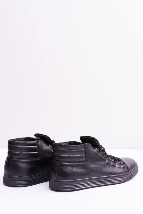 Чоловічі шкіряні тенісні туфлі чорні Torres