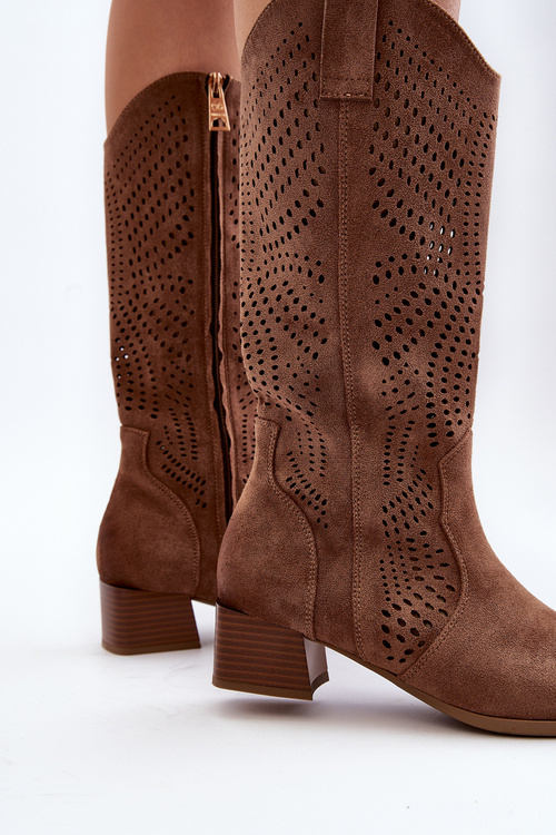 Коричневі ажурні чоботи Walea на низькому каблуці