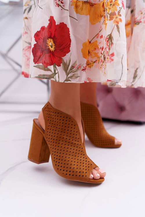 Жіночі босоніжки на шпильці Camel Nevienna з відкритим носком