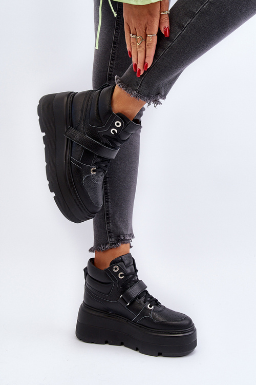 Чорні жіночі шкіряні туфлі на платформі Zazoo 3392/X