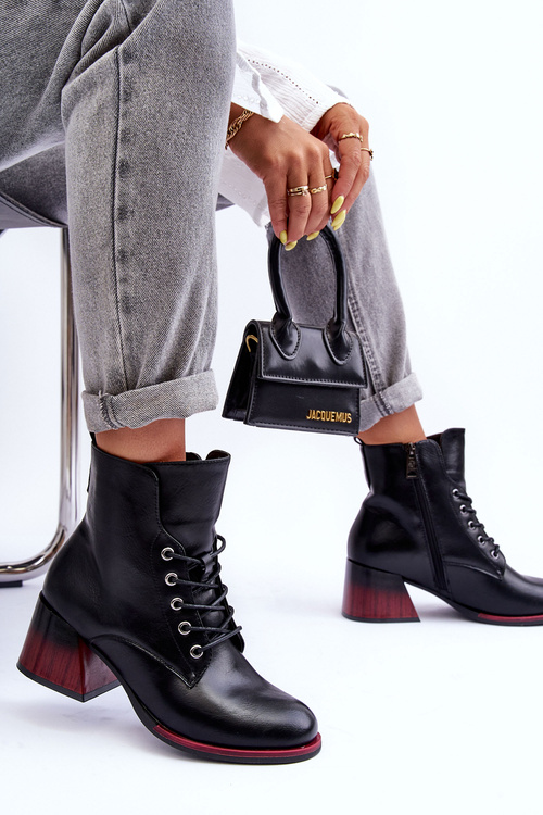 Шкіряні чоботи на підборах чорні Luloshe