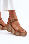 Жіночі босоніжки на танкетці з плетеним ремінцем Camel Reviala