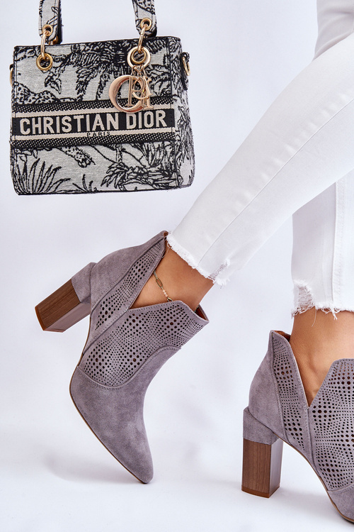 Ажурні замшеві чоботи на підборах сірі Leanna