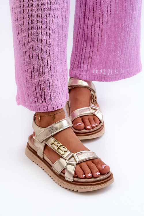 Золоті жіночі шкіряні босоніжки на платформі Zazoo 50103