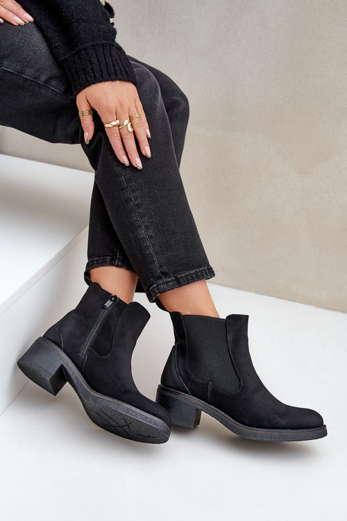 Жіночі ботильйони на утепленому низькому каблуці на блискавці чорного кольору Savalindra