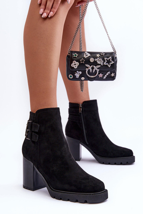 Замшеві чоботи на підборах чорні Makeline