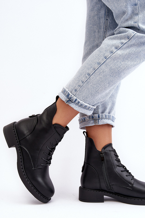 Жіночі класичні ботильйони на плоскій підошві чорні Ballisa