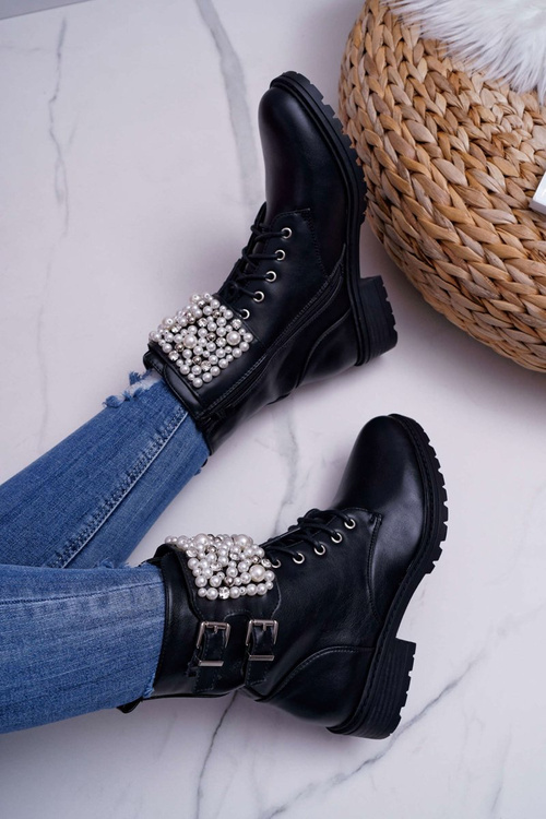 Жіночі військові черевики на плоскій підошві чорні Bemmer