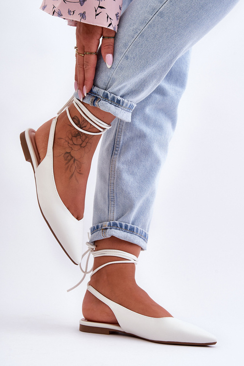 Жіночі балетки на шнурівці White Lilly Ann