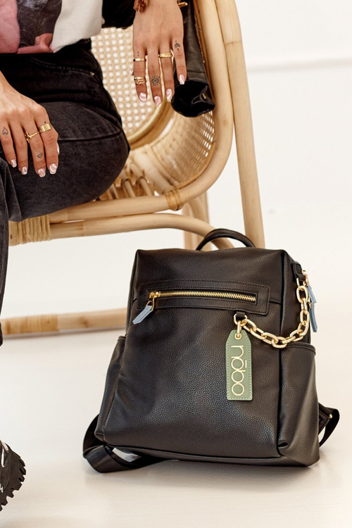 Жіночий шкіряний рюкзак NOBO NBAG-K1800 Czarny