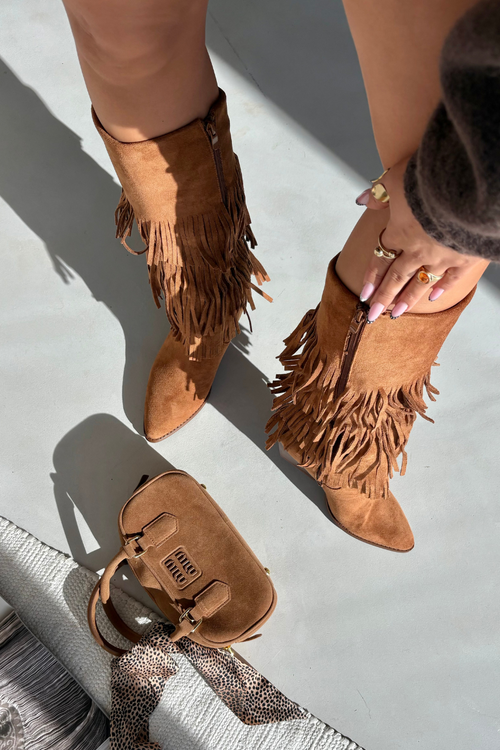 Ізольовані Ковбойські Черевики Для Жінок З Фенечками Camel Brivina