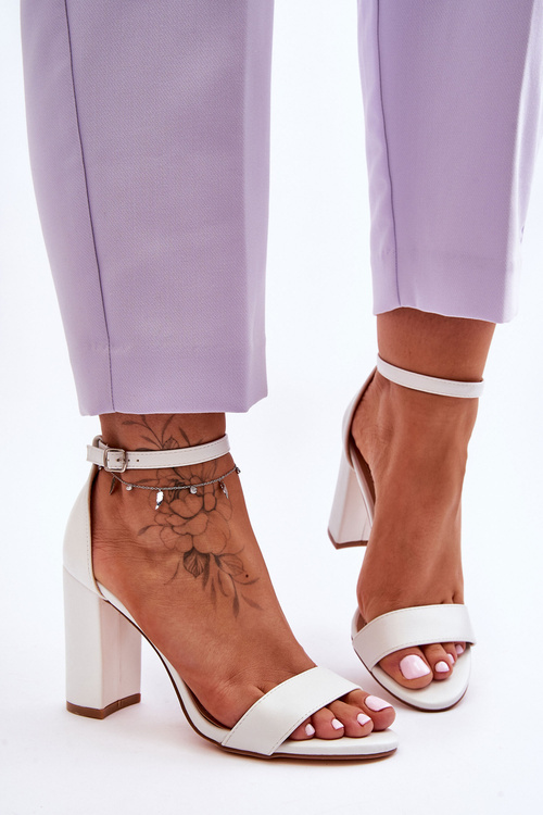 Босоніжки на високих підборах білі індивідуальні