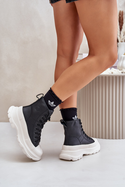 Шкіряні утеплені кросівки на масивній платформі Big Star OO274A599 Чорні