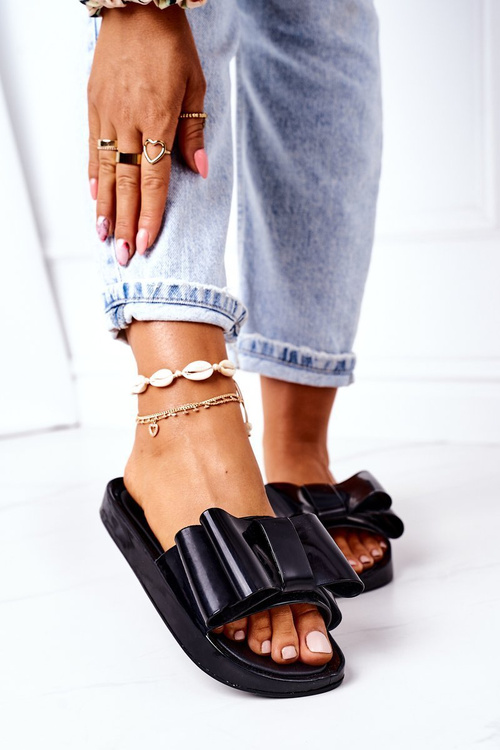 Гумові тапочки з бантом Black April