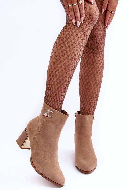 Шкіряні Чоботи На Каблуку З Орнаментом Бежеві Dwinja