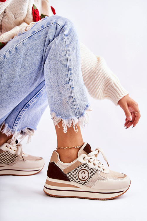 Модні жіночі спортивні туфлі на танкетці Бежево-коричневі Aronne