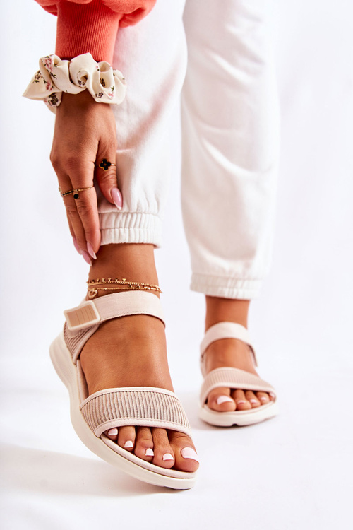 Жіночі зручні босоніжки на липучці бежеві Sidney