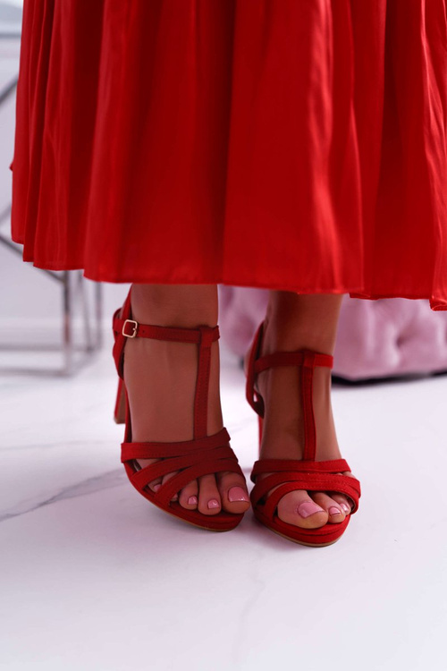 Жіночі замшеві босоніжки Red Silela