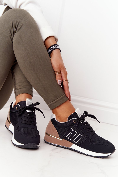 Жіноче спортивне взуття Кросівки Чорні Maddie