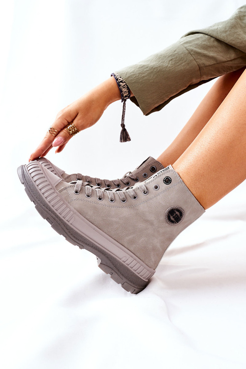 Жіночі туристичні черевики Big Star II274350 сірі