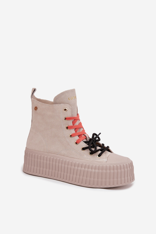 Замшеві утеплені жіночі кросівки на масивній платформі GOE SS2N4047 бежеві