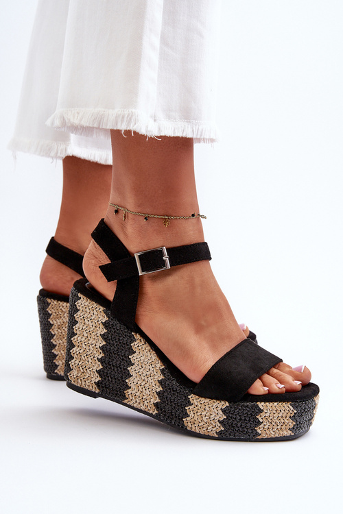 Жіночі босоніжки на танкетці з косою Чорні Reviala