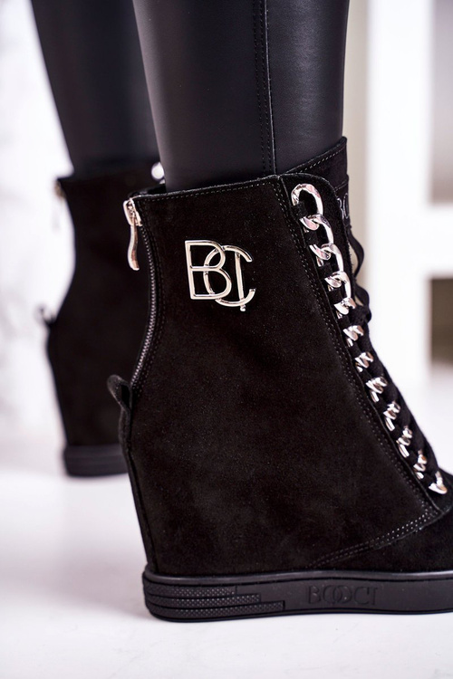 Жіночі замшеві кросівки на танкетці BOOCI 2222/066/s Silver Chain Black