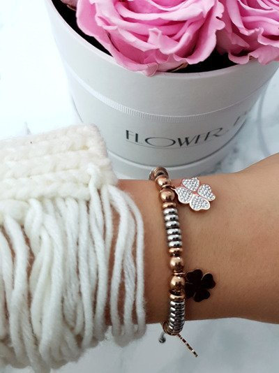 Жіночий браслет з підвісками Clovers Charms