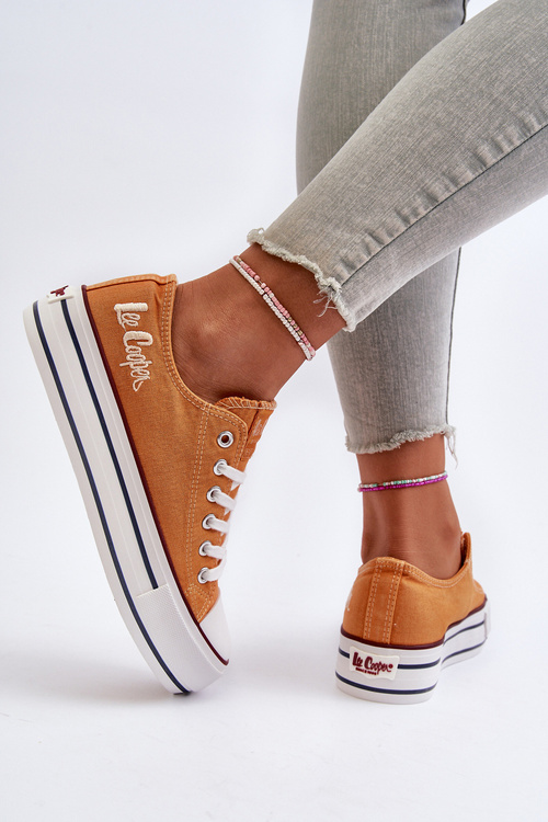 Жіночі кросівки на товстій підошві Lee Cooper LCW-24-31-2216 Помаранчеві