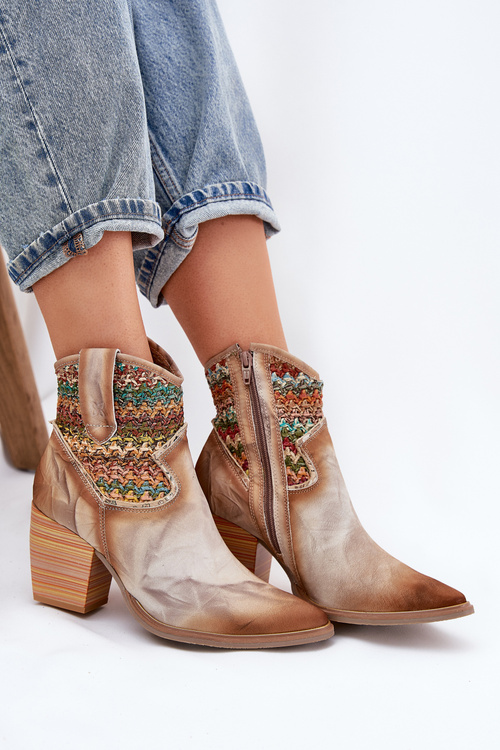 Шкіряні Ковбойські Чоботи На Підборі З Декоративною Плетінкою Maciejka 06810-29 Багатокольорові