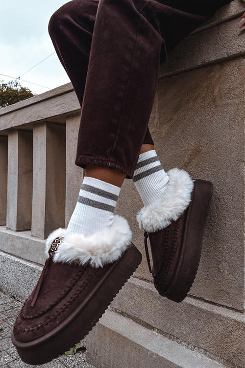 Жіночі зимові черевики з хутром на платформі шоколадні Rosmira