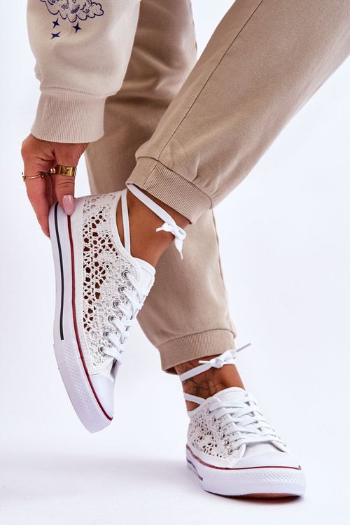 Жіночі мереживні текстильні кросівки White Fergo