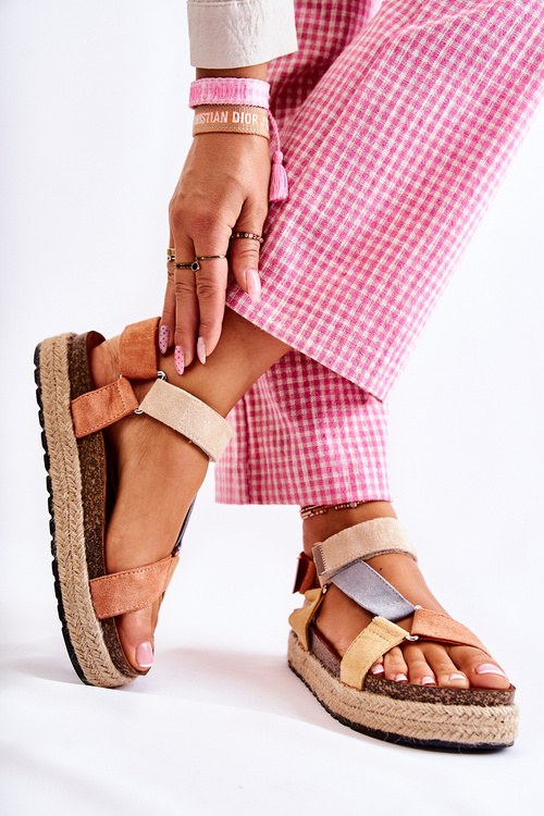 Жіночі літні босоніжки Galia бежево-жовтого кольору