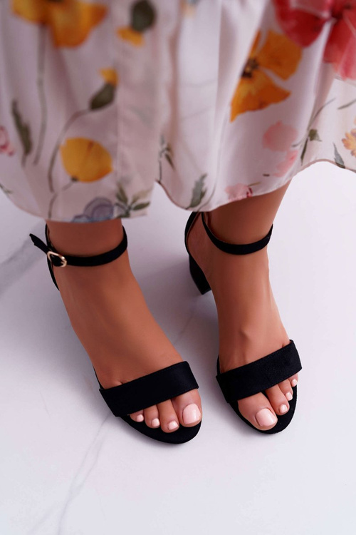 Жіночі босоніжки на шпильці Black Zephira