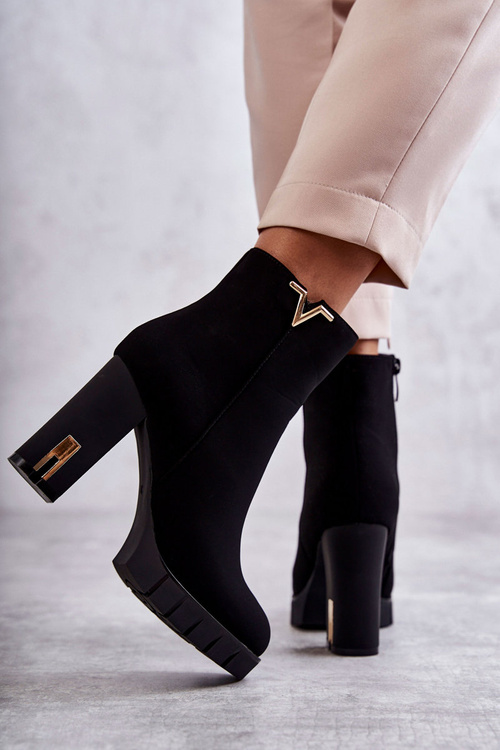 Чоботи жіночі на високому каблуці з декором чорні теруко