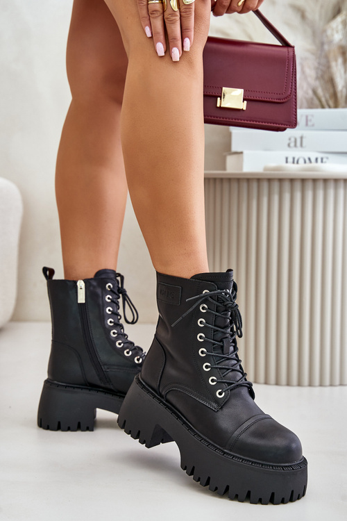 Теплі шкіряні ботильйони робочі жіночі з цирконієм GOE OO2N4125 чорний