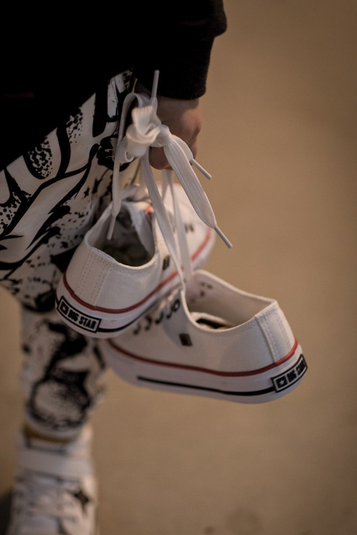 Дитячі класичні низькі кросівки BIG STAR HH374089 Білі