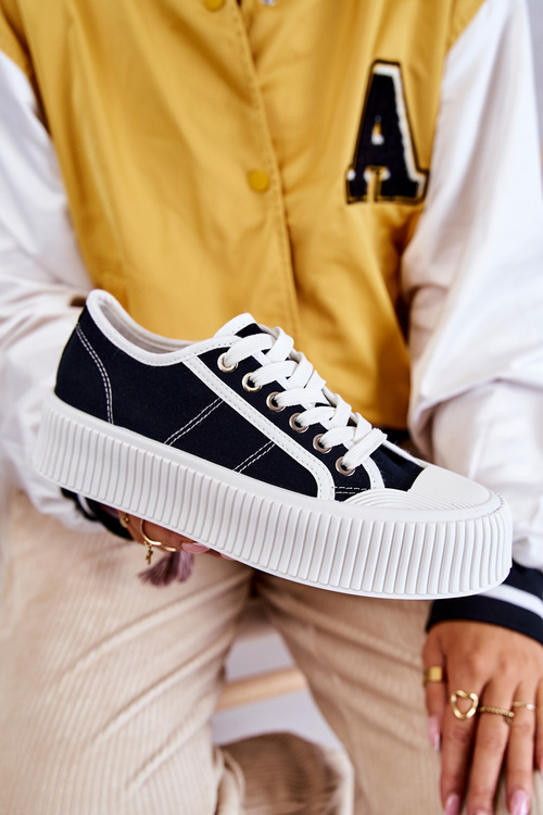 Чорні кросівки на платформі Mischa